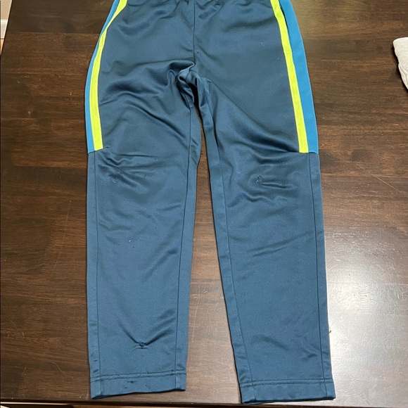 Boys Sweats Lot!! 8 pairs - 10/12 1 pair 7/8 (spider, fits like 10/12) - Picture 11 of 16